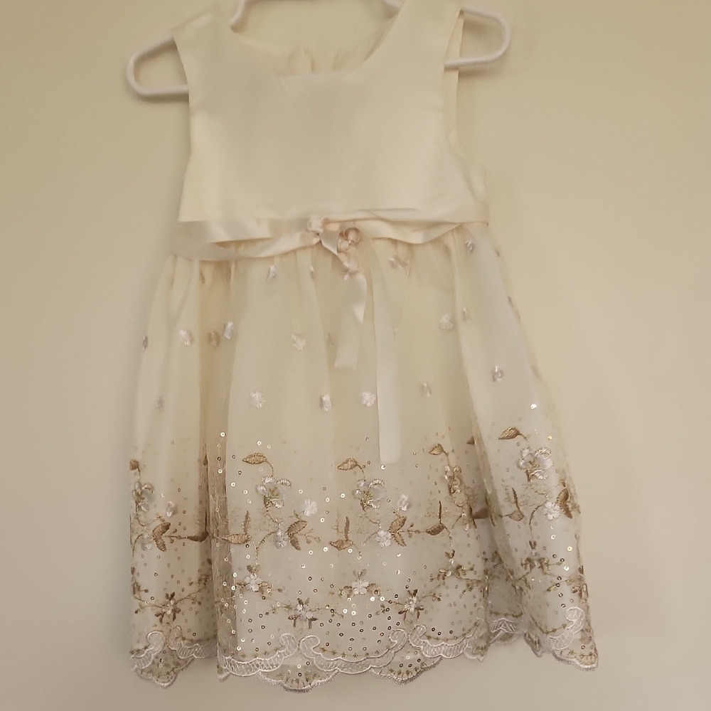 Charming Cream and Gold Kids Formal Dress